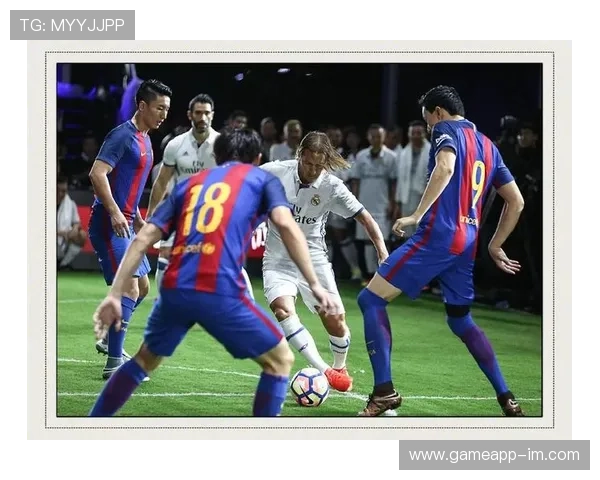 四个字踢足球的外国球星盘点 谁是球场上的传奇人物